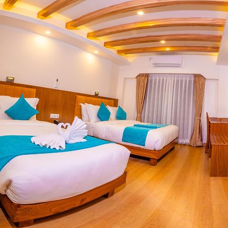 Pokhara Alpine And Springs Hotel Bagian luar foto
