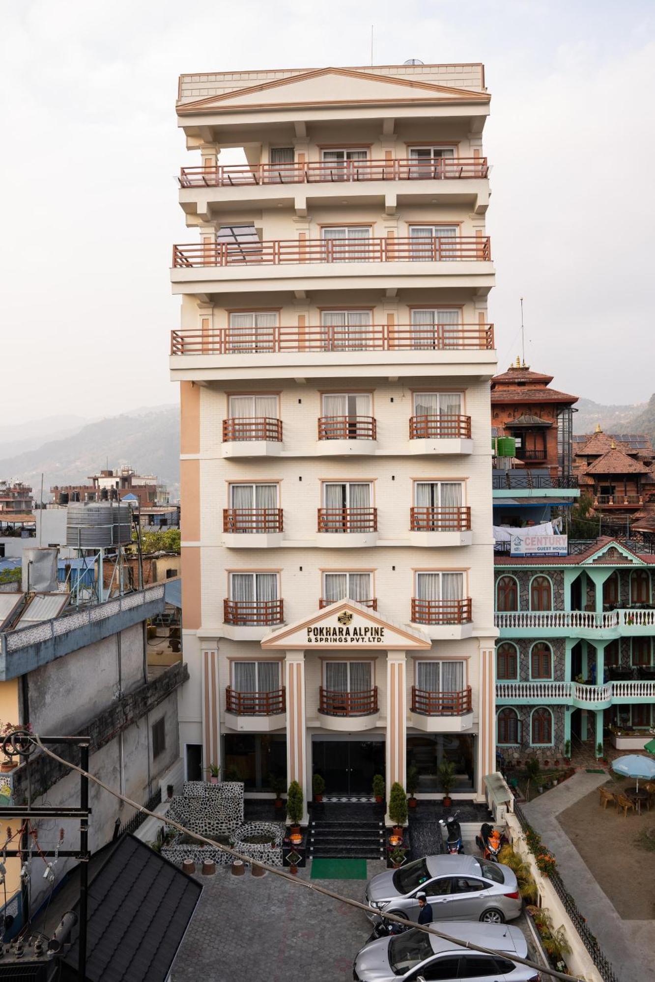 Pokhara Alpine And Springs Hotel Bagian luar foto